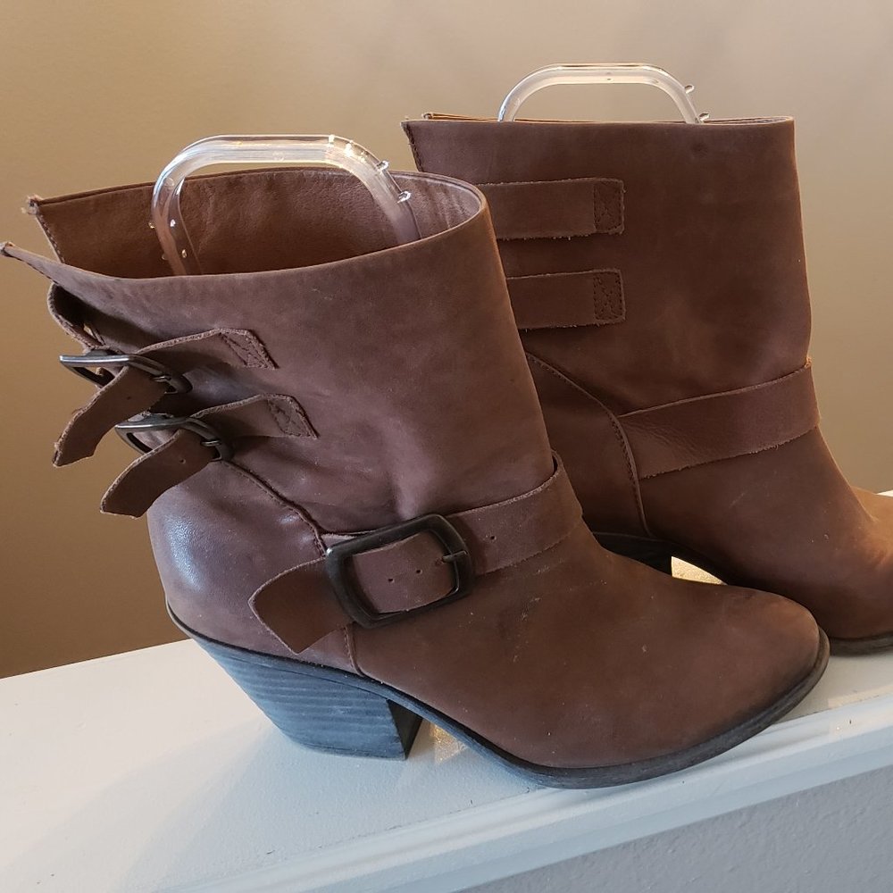 LUCKY BRAND Brown Suede Leather Women's Shoes Ankle Boots Western 10 B, 40 EUR